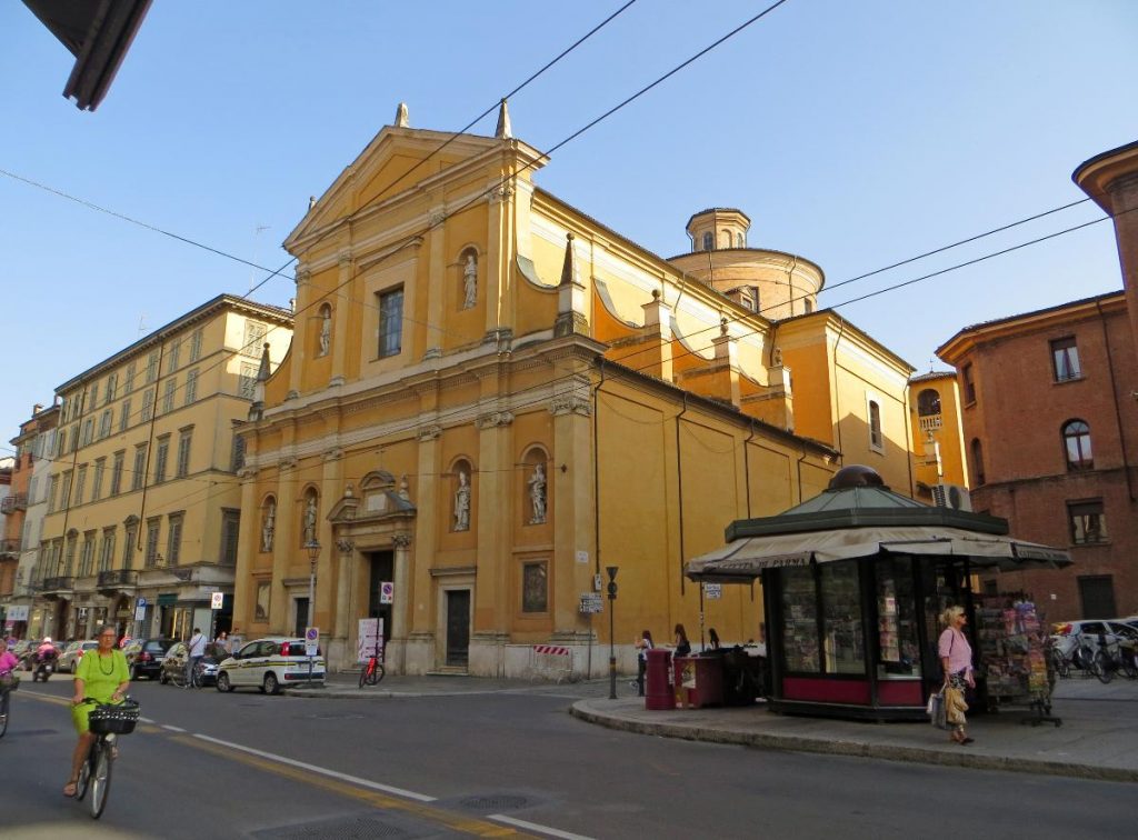 Chiesa di San Vitale Parma   facciata e lato nord 2019 06 07 1940212381 1024x756